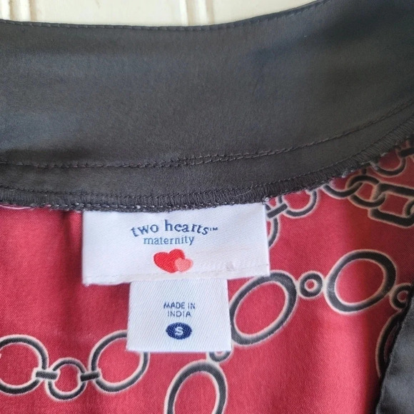 Two Hearts Maternity Red Black Satin Shiny V-Neck Tie Back Top Blouse Sz S - Picture 7 of 13